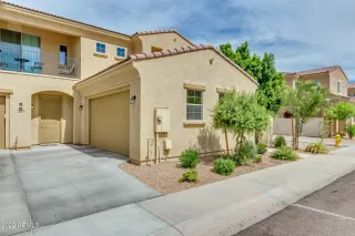 Photo #1: 6415300 Listing