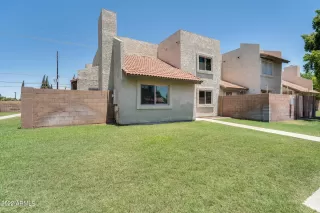 Photo #2: 6415305 Listing