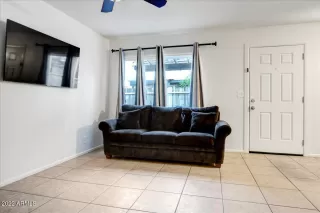 Photo #2: 6415494 Listing