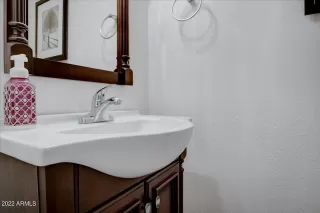 Photo #4: 6415494 Listing