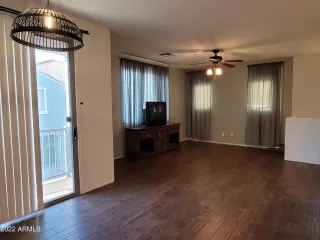 Photo #4: 6415572 Listing