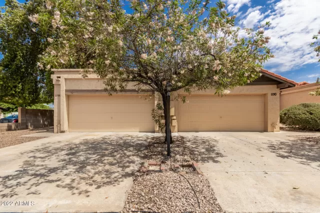 MLS: 6415587 Condo For Sale