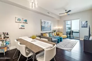 Photo #5: 6415669 Listing