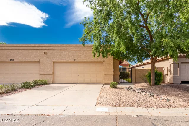 MLS: 6415810 Condo For Sale