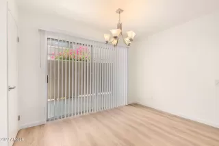 Photo #4: 6415836 Listing