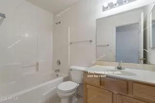 Photo #5: 6415921 Listing