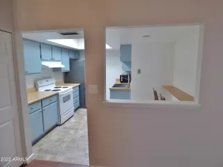 Photo #6: 6416076 Listing 