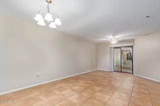 Photo #4: 6416180 Listing