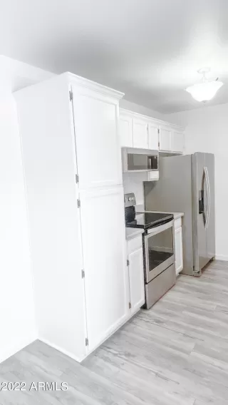 Photo #2: 6416519 Listing