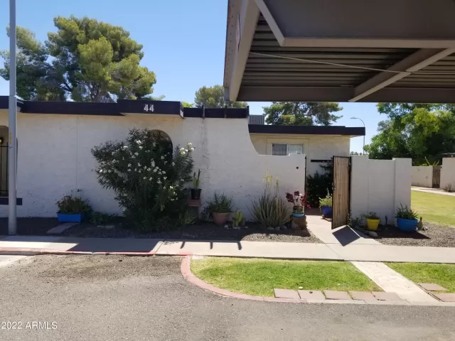 MLS: 6416691 Condo For Sale