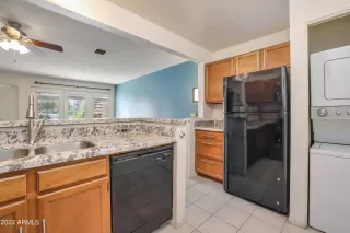 Photo #6: 6416706 Listing