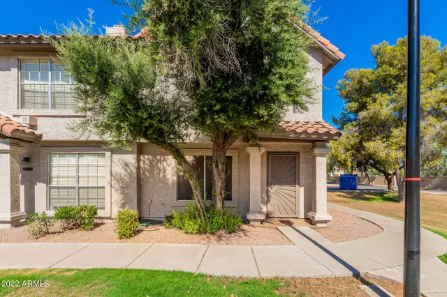 MLS: 6416773 Condo For Sale
