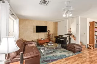 Photo #2: 6416773 Listing