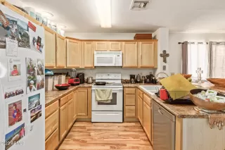Photo #6: 6416773 Listing