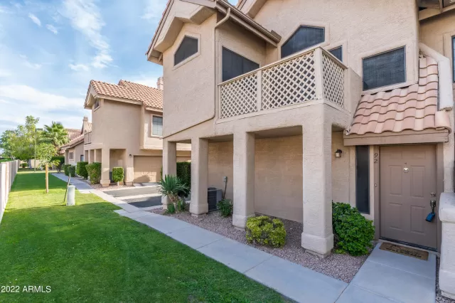 MLS: 6417184 Condo For Sale