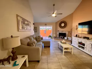 Photo #2: 6417243 Listing