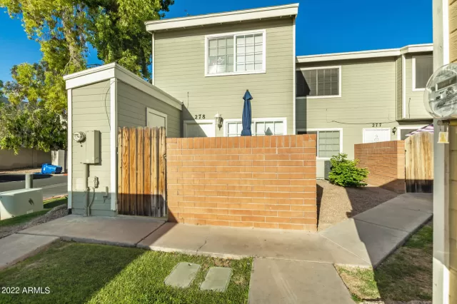 MLS: 6417443 Condo For Sale