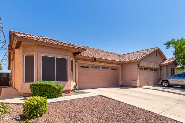 MLS: 6417545 Condo For Sale