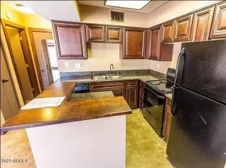 Photo #2: 6417665 Listing