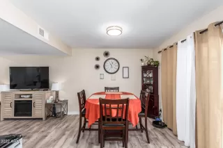 Photo #5: 6417675 Listing