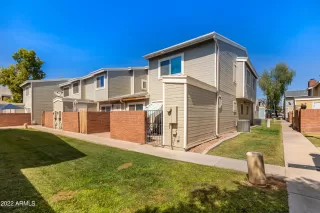 Photo #2: 6417827 Listing 