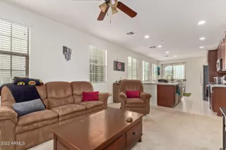 Photo #3: 6417959 Listing 
