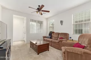 Photo #4: 6417959 Listing 