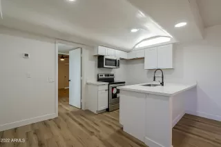 Photo #6: 6418073 Listing 