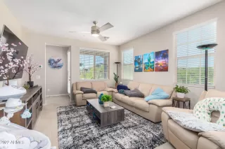 Photo #5: 6418126 Listing 