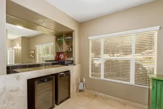 Photo #5: 6418165 Listing 