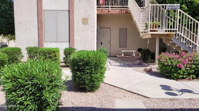 MLS: 6418366 Condo For Sale