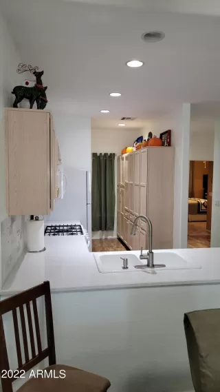 Photo #5: 6418366 Listing 