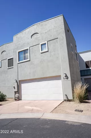 Photo #1: 6418405 Listing 