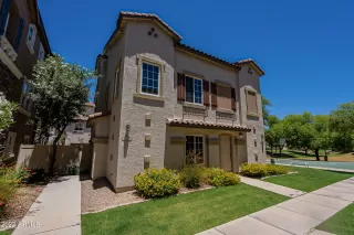 Photo #2: 6418433 Listing