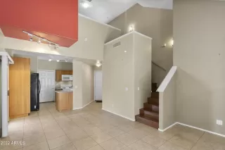 Photo #4: 6418458 Listing