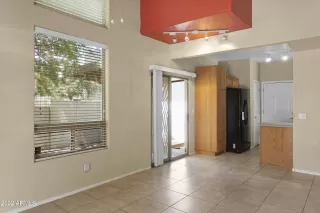 Photo #5: 6418458 Listing