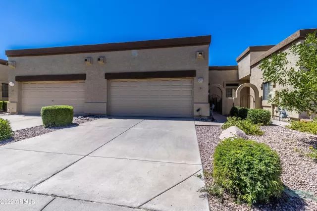 MLS: 6418497 Condo For Sale