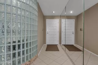 Photo #5: 6418768 Listing