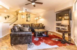 Photo #5: 6418842 Listing