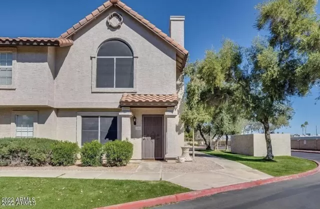 MLS: 6418877 Condo For Sale