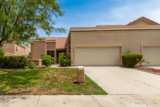 MLS: 6419018 Condo For Sale