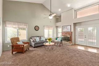 Photo #5: 6419018 Listing