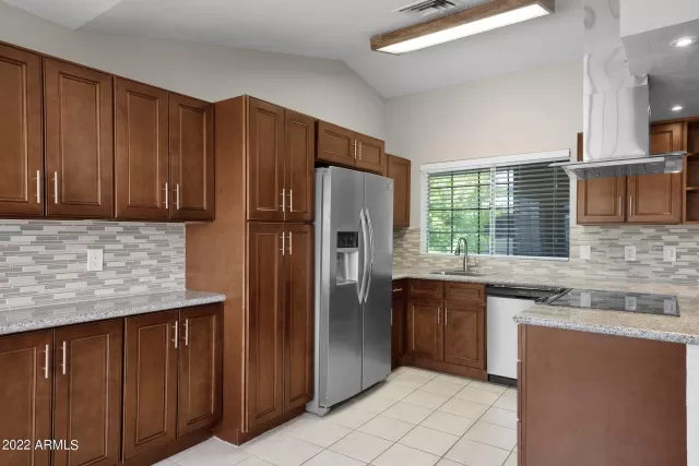 MLS: 6419159 Condo For Sale