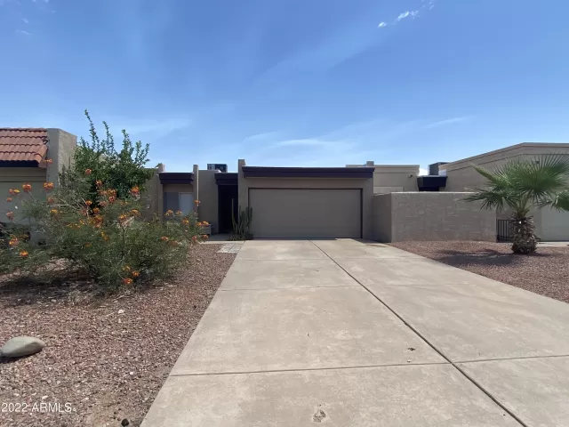 MLS: 6419285 Condo For Sale