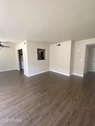 Photo #2: 6419285 Listing 