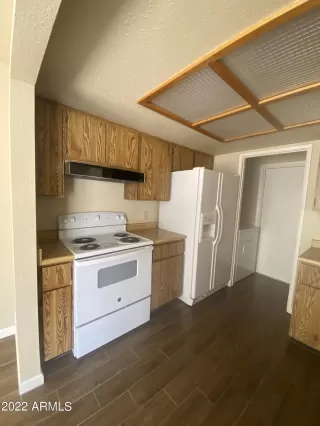Photo #5: 6419285 Listing 