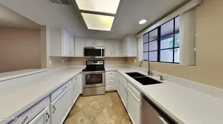 Photo #2: 6419313 Listing