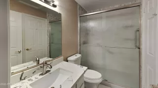 Photo #5: 6419313 Listing