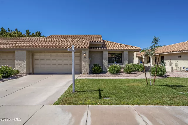 MLS: 6419326 Condo For Sale