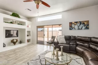 Photo #4: 6419331 Listing 